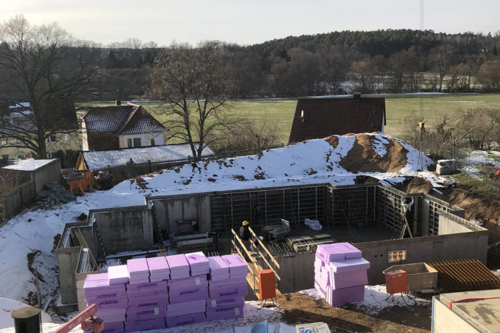 Panorama Terrassen: Februar 2019: Kellerbau