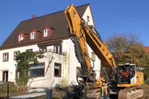Lindengärten - Oktober 2019: Baubeginn - Die großen Maschinen rücken an